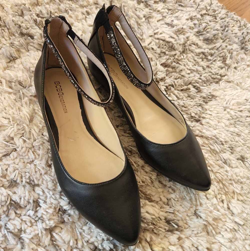 Bcbgeneration Flats - image 1